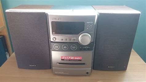 Sony Compact Stereo System CD Cassette Player AM FM Radio Model CMT