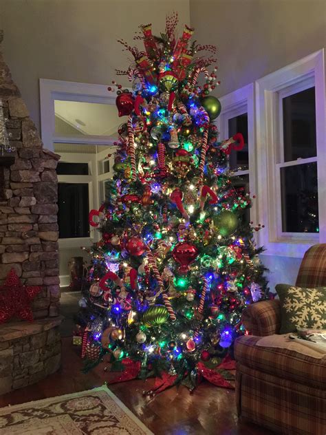 Colored Light Christmas Tree Decorating Ideas