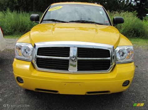 2007 Detonator Yellow Dodge Dakota Slt Quad Cab 4x4 53328013 Photo 18