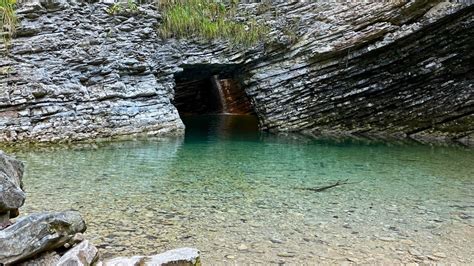 Grotta Azzurra Mel Meraviglia Della Natura A Due Passi Da Belluno