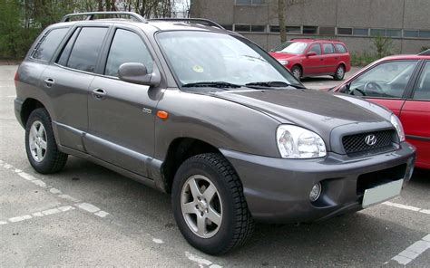 Claim based on comparison of specifications on manufacturer websites. 2011 Hyundai Santa Fe SE - 4dr SUV 3.5L V6 AWD auto