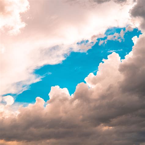 Blue Clouds Wallpapers Top Free Blue Clouds Backgrounds Wallpaperaccess