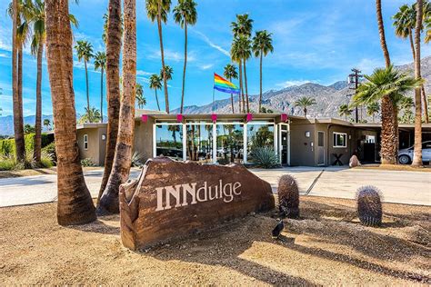 discover palm springs lgbtq resorts visit palm springs