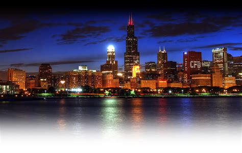 [39+] Chicago Night Skyline Wallpaper on WallpaperSafari
