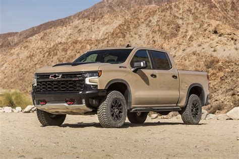 Chevrolet Plots More Extreme Silverado Zr2 Carbuzz