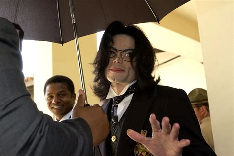 Face Aux Accusations De Pédophilie Les Héritiers De Michael Jackson Réclament Un Pactole