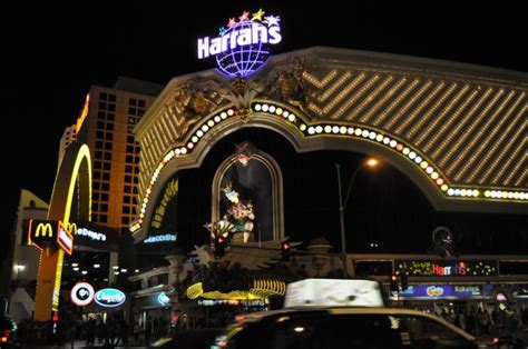 Hotels Near Harrah's Las Vegas - jetsethairdesign