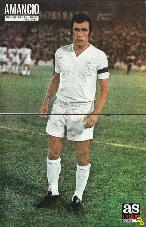 Amancio of Real Madrid in 1975. | Real madrid history, Madrid, Real madrid