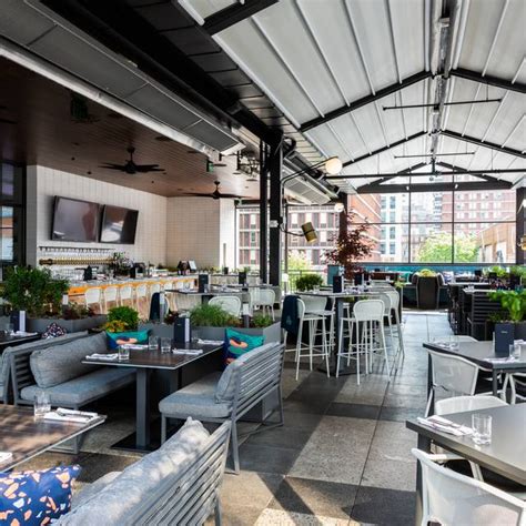 Sushi and poke, burgers and wings, tacos, noodle and rice bowls. Earls Kitchen + Bar - Boston - Prudential Center ...