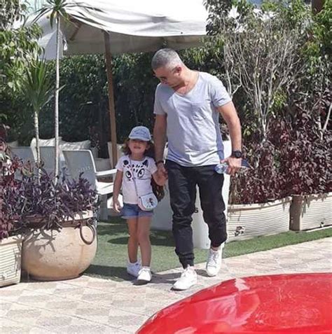 Maybe you would like to learn more about one of these? النجوم × أسبوع- احتفالات النجوم بالعيد وقبلة زوج ياسمين ...