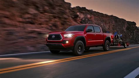 2023 Toyota Tacoma Buyers Guide Reviews Specs Comparisons