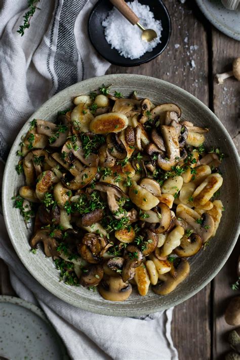 Mushroom Gnocchi with Thyme (Vegan and Vegetarian Option) | Anna Banana