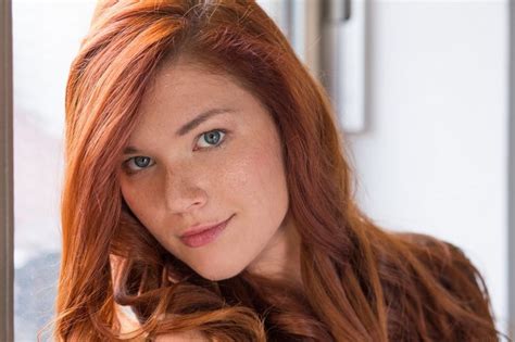 X Mia Sollis Redhead Freckles Women Face Wallpaper