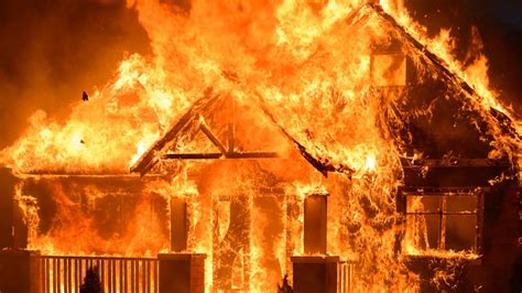 تفسير حلم حريق البيت