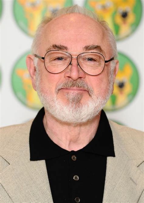 Educational webinar hosted by goodheart. Peter Egan - Actor - CineMagia.ro
