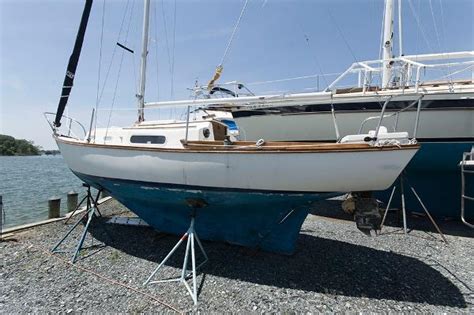 1978 Cape Dory 25 Boat For Sale