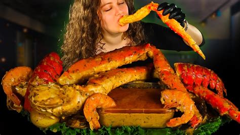 Asmr Seafood Boil In Creamy Garlic Sauce Giant King Crab Legs
