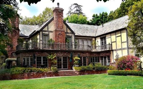 The following is a list of the 100+ largest extant and historic houses in the united states, ordered by square footage of the main house. TOP 10 Most Expensive Airbnb Houses to Rent in the USA ...