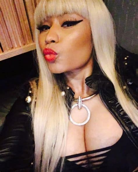 Nicki Minaj Shows Off New Diamond Bling And Sexy Curves