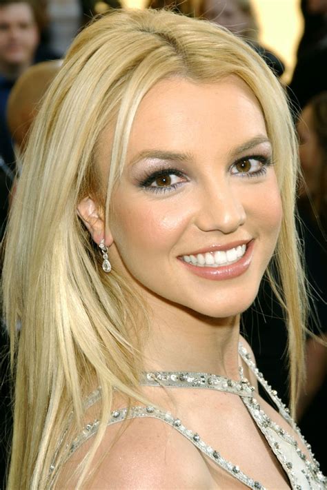 Britney Spears Photos Over The Years Hair Makeup Looks