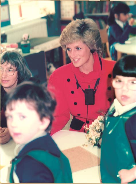 Princess Diana At Hollyfield School In Spring 1989 Wearing A