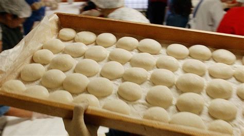 Delicious But Deadly Mochi The Japanese Rice Cakes That Kill Bbc News