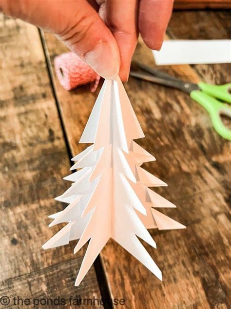 How To Make Diy Paper Christmas Trees From Ordinary Copy Paper