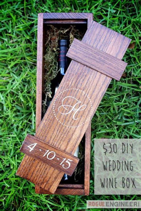 Diy engagement gift tutorials could give detailed step to step instructions which you could follow, but sometimes you just need an idea, nothing more. 15 Unique DIY Wedding Gift Ideas That Look More Expensive ...