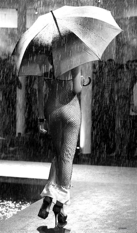 Women Walking In A Raining Day Photography Raining Rainingday Women