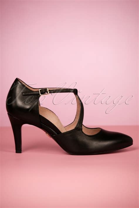 50s Pointy Leather T Strap Pumps In Black