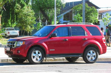 Test Drive: 2008 Ford Escape XLT | themustangnews.com