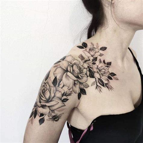 Lista Foto Tatuajes De Flores Para Mujer En El Hombro Mirada Tensa