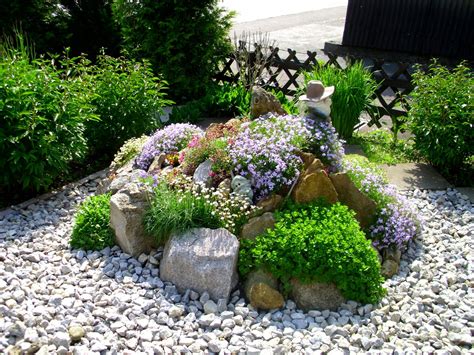 Unique Small Rock Gardens For Simple Design Home And Apartment Picture