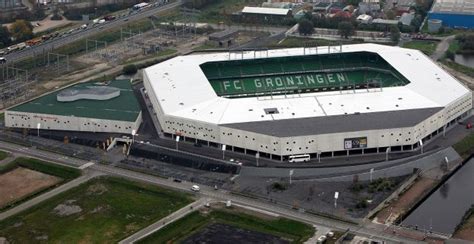 Fc groningen is in stadion euroborg begonnen met de vervanging van de grasmat. FC Groningen-fans over de zeik: 'Euroborg was niet best ...