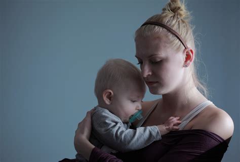 Postnatal Depression A Treatment Guide Family Fever