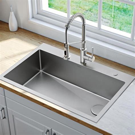 Granite sinks in darker tones of undermount sinks are available for those with marble, quartz or granite counters at home. Gorgeous photo #kitchensink in 2020 | Best kitchen sinks ...