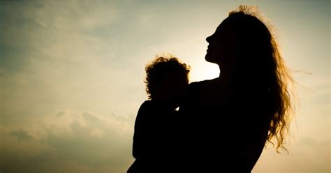 The Struggles Of Being A Single Mom Popsugar Moms