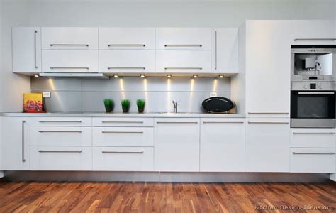 Pictures Of Kitchens Modern White Kitchen Cabinets