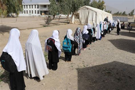 Taliban Bars Afghan Girls From Attending Schools Abs Cbn News