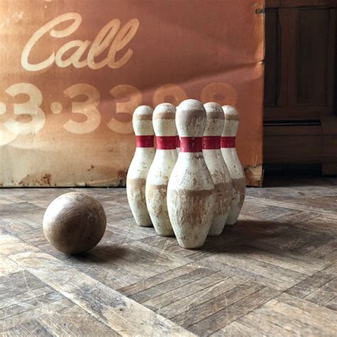 Vintage Bowling Pins Wood Bowling Pins Vintage Games Bowling Game