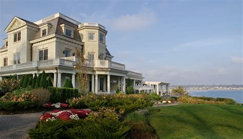 4 Gilded Age Newport Mansions Where You Can Actually Spend the Night