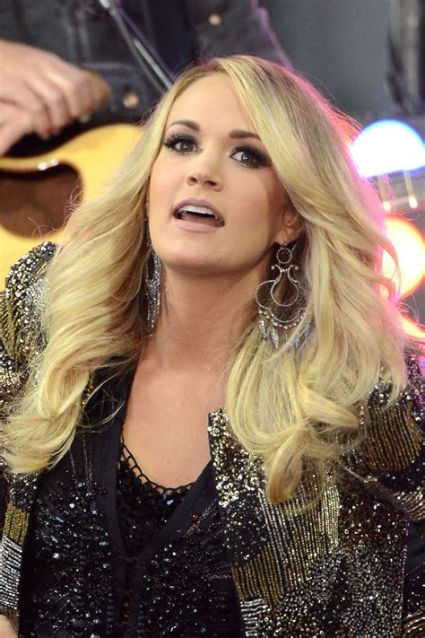 Carrie Underwood Performs At The Today Show In New York 10232015