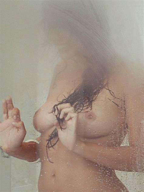 Carla Giraldo Topless Photos The Fappening