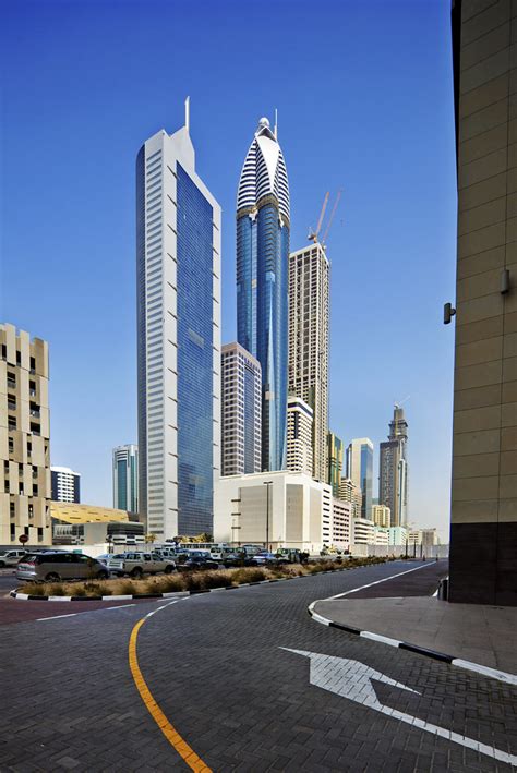 UAE_Dubai_Buildings_Skyscrapers_Streets_iStock_00001397587… | Flickr