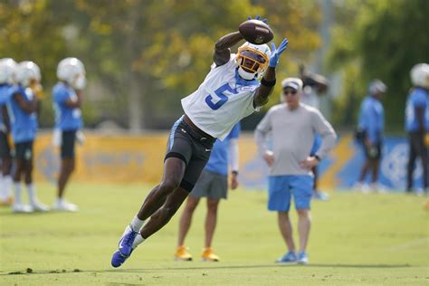 Joshua Palmer Emerging As Bigger Threat In Chargers Offense The