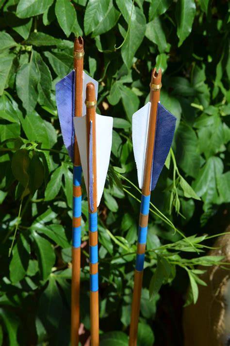 Archery Arrows Traditional Wood Arrows Self Nocked With Blue Etsy