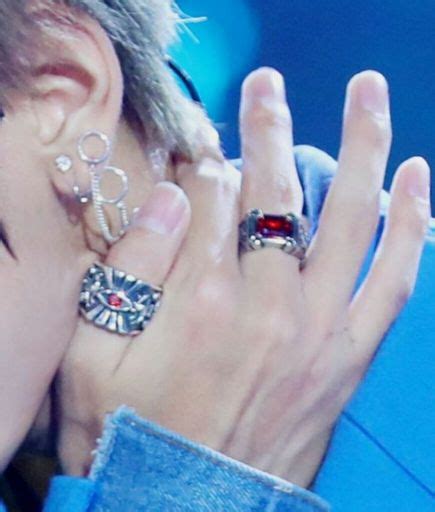 Taehyung S Long Slender Perfect Fingers With Rings 😆😘 Kim Taehyung Amino