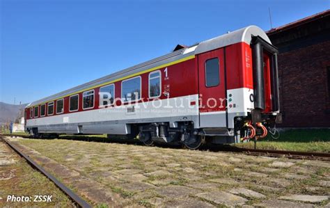 First Zssk Class Ampz Carriage In Regular Service Railvolution