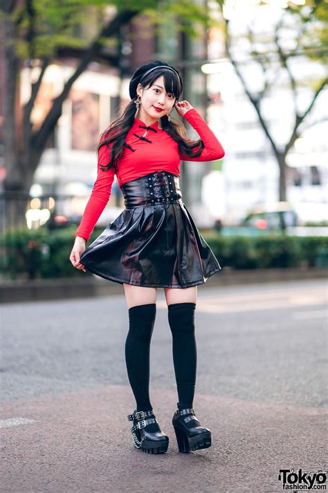 Japanese Idol In Harajuku W Twin Tails Listen Flavor Beret Cheongsam Style Top Faux Leather