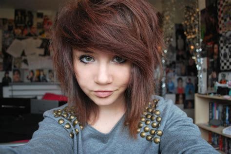 if i were to cut my hair short again i think i d do something like this lots of layers hair